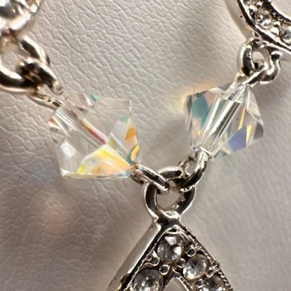 Vintage Y2K Silver Tone Rhinestone Teardrop Necklace AB Crystal‎ Dangle Jewelry